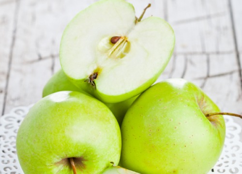 De voordelen van groene appels op een lege maag