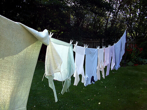 hangende-kleren-chatirygirl