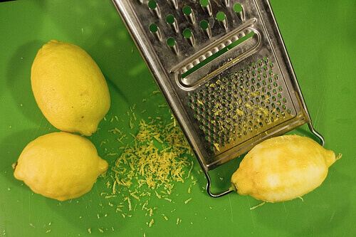 Gezichtspeelings met citroen