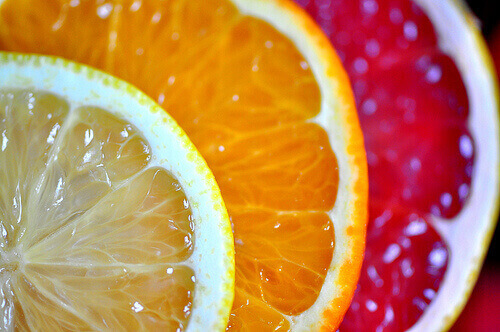 gesneden citrusvruchten