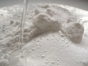4 natuurlijke remedies met zuiveringszout
