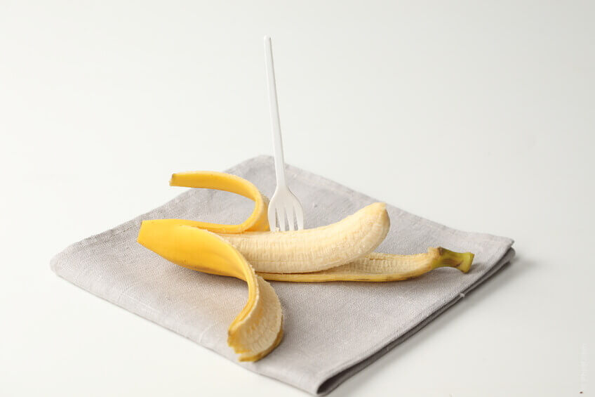 De banaan is goed fruit voor een plattere buik