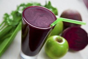 De nieren ontgiften met natuurlijke sappen