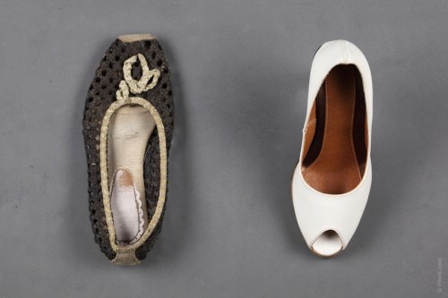 Stinkende schoenen voorkom je met talkpoeder