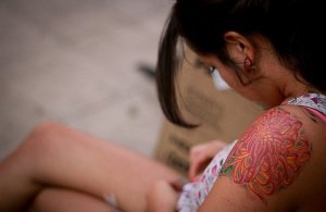De gevaren van een tatoeage