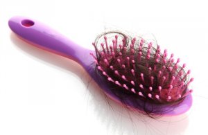 Waarom verlies ik mijn haar? Wat kun je doen aan haarverlies?