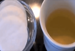 Middel om gezichtsvlekken en sproeten lichter te maken