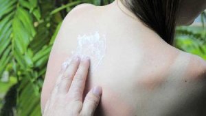 Zo vermijd je zonnebrand en zonbeschadiging