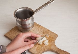 13 tips om uien te snijden zonder tranen