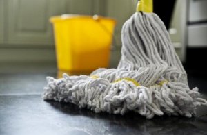 Manieren om thuis waterstofperoxide te gebruiken