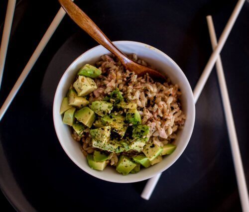 Avocado met Bruine Rijst