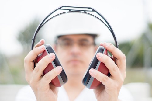 Koptelefoon kan tinnitus veroorzaken
