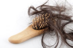 Vier natuurlijke producten tegen haarverlies