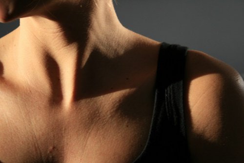 close-up van een hals