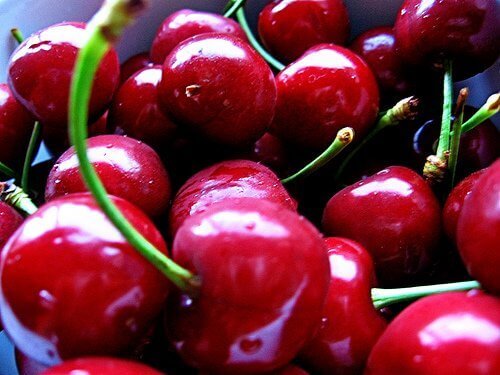 Een van de beste ontstekingsremmende fruitsoorten bij artritis is de kers