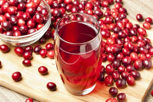 Natuurlijke middelen tegen spataderen en teleangiëctasieën zoals cranberry's