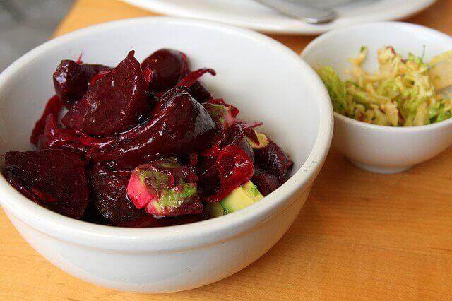 schaaltje met bietensalade