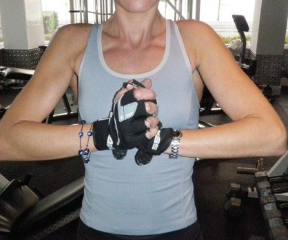 Handen tegen elkaar aan drukken