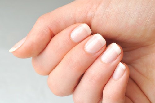 Castorolie versterkt je nagels