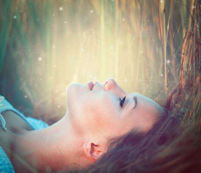 Tekening van liggende vrouw