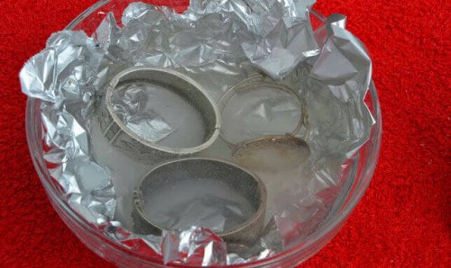 Zilver Schoonmaken met Aluminiumfolie