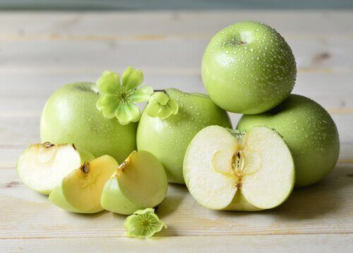 Appels om buikvet te verminderen