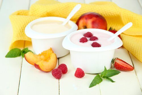 Fruit en yoghurt