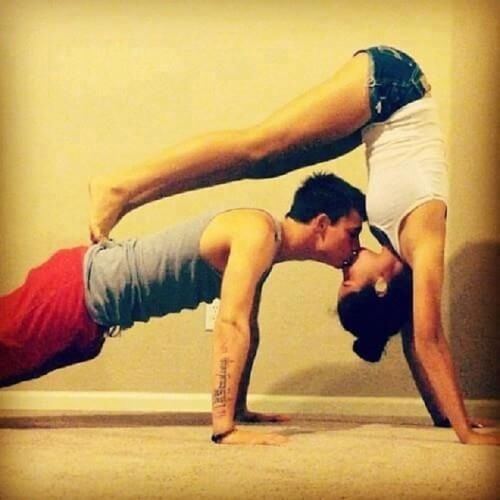 Samen yoga doen