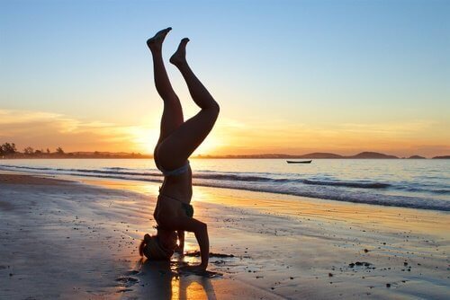 Handstand