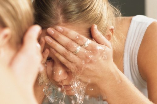 Fouten die je kunt maken bij het wassen van je gezicht
