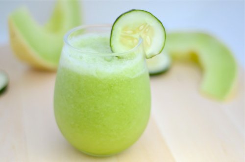 Milkshake voor gewichtsverlies van meloen, appel en komkommer