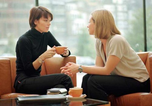 Vriendinnen in gesprek