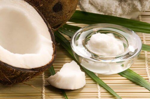 Hoe je kokosolie kunt gebruiken als verzorgingsproduct