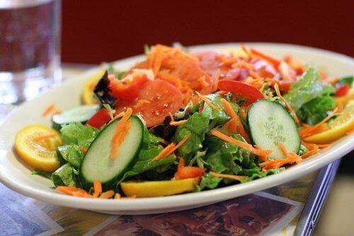 Salade met Komkommer en Wortel