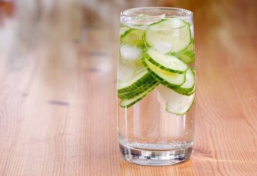 Water met Komkommer