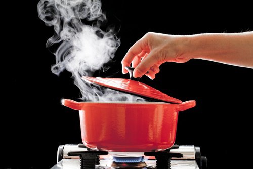 Heet water dat brandwonden kan veroorzaken