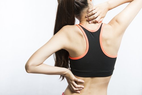 7 eenvoudige bewegingen voor het verlichten van stijve spieren