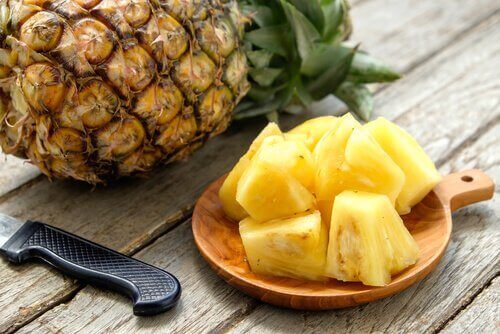 Stukjes ananas