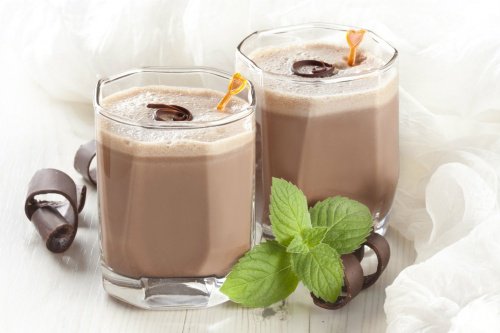 Twee chocolademilkshakes