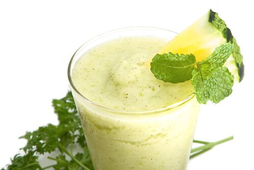 Smoothie met Ananas en Spinazie