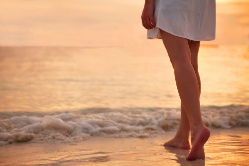 Vrouw aan zee