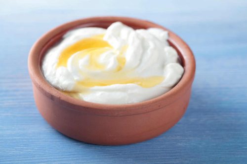 Honing en yoghurt voor zachte hielen