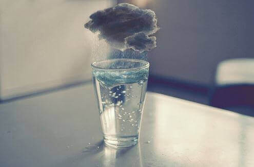 Storm in een glas water