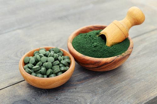 Spirulina is een van de supplementen die je dagelijks kunt innemen