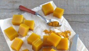 Gelatine blokjes met honing en kurkuma: geweldig ontstekingsremmend!