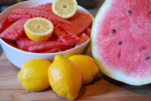 zorg voor je spieren met citroen en watermeloen