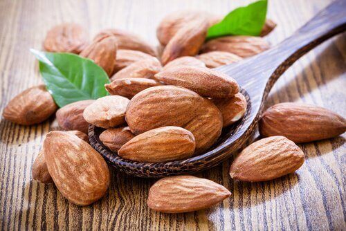 Amandelen bevatten vitamine E