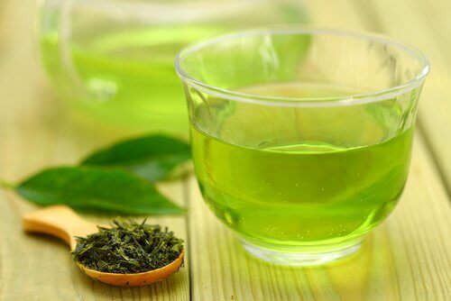 Cellulitis en groene thee