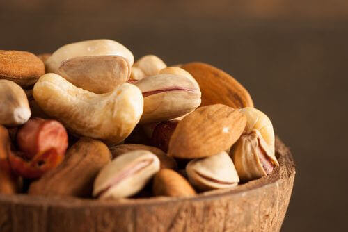 Waarom zou je noten en zaden moeten laten weken?