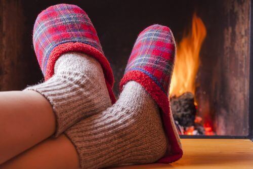 Draag pantoffels die een siliconen zool hebben